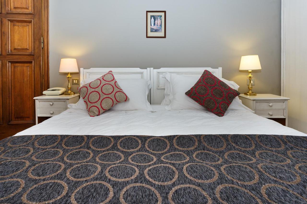 Hotel Villa Maria Санремо Экстерьер фото
